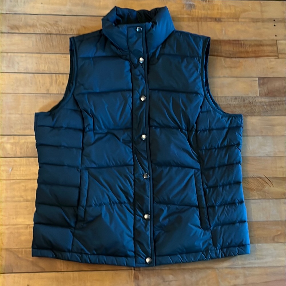 Like New Lands End Down Vest size large